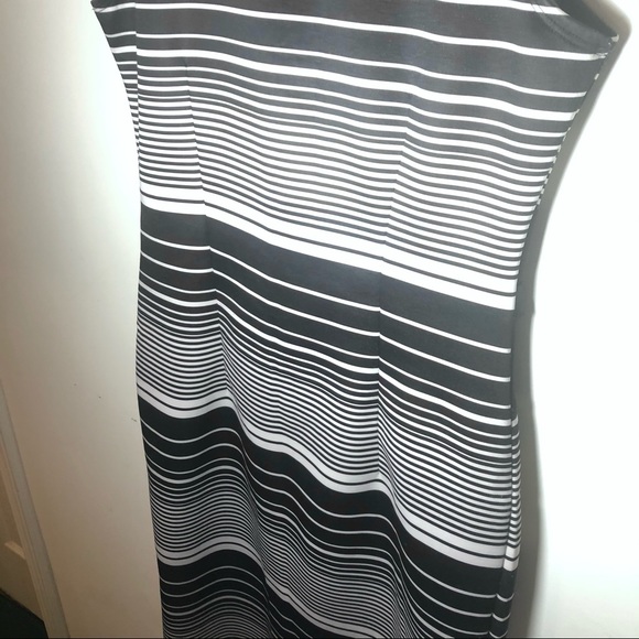 Black and White Striped Dress - Picture 3 of 10